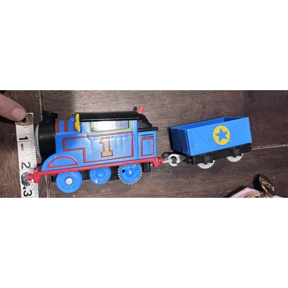 Thomas & Friends TrackMaster‎ Thomas Engines Go Motorized James Push along 2021